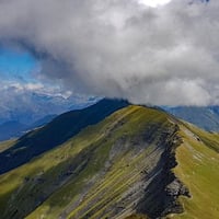La crête de l'Aiguille Croche au Mont Joly.