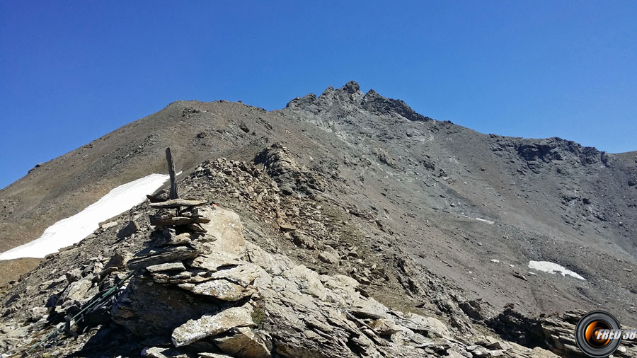 En fond l'Aiguille de Scolette