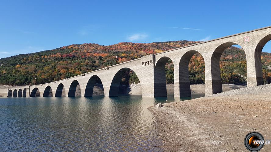 Le viaduc, normallement immergé.