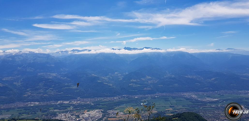 Le Grésivaudan et la chaine de Belledonne.