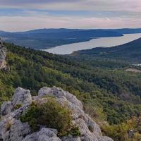 Vue sur le lac de Sainte-Croix