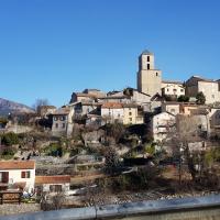 Le village de Thoard.
