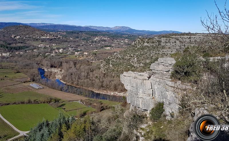 A la sortie des Gorges