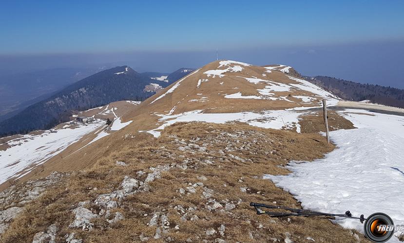 La crête vue du sommet.