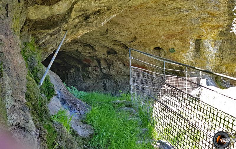 La grotte du Pic.