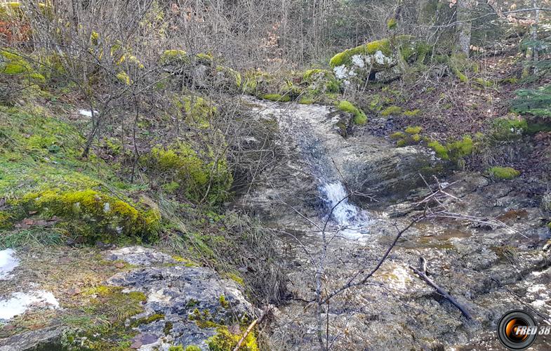 La petite cascade du Versoud.