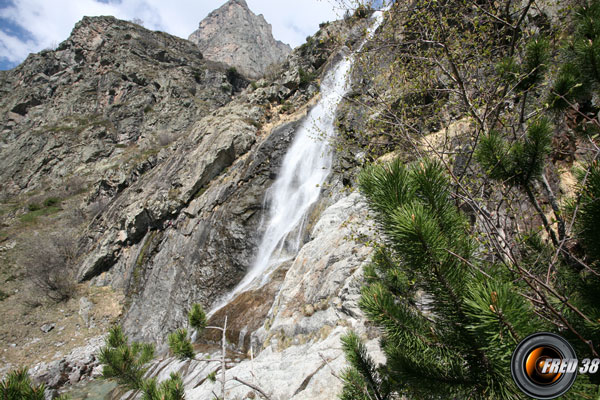 Cascade de la pisse photo