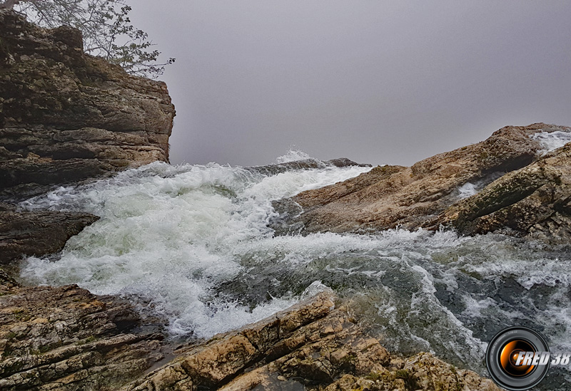 Le haut de la cascade.