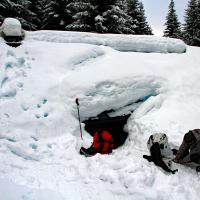 L'entrée vue de l'extérieur.