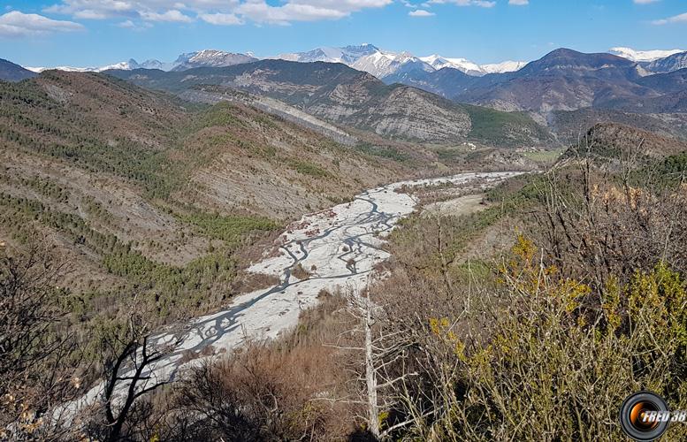 Vue sur la Bléone.