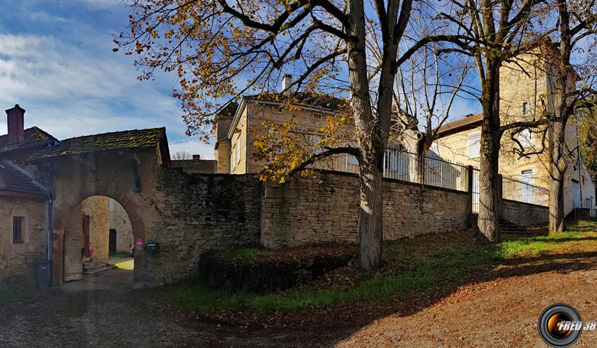 Chateau de Vessilieu.