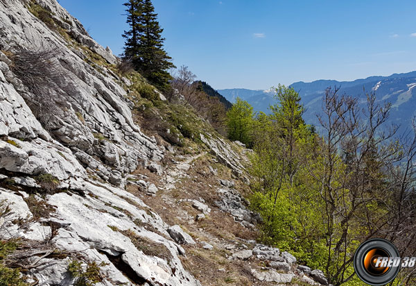 La traversée de la barre rocheuse.