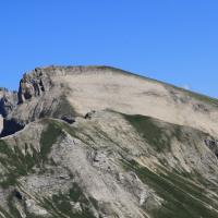 Le Grand Ferrand, le Rocher Rond et en fond le Grande Tête de l'Obiou.