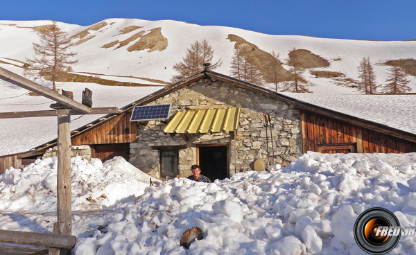 La cabane pastorale du Cheval Blanc.