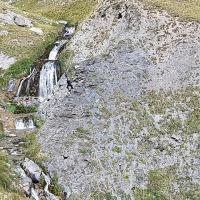 Cascade sur le ruisseau.