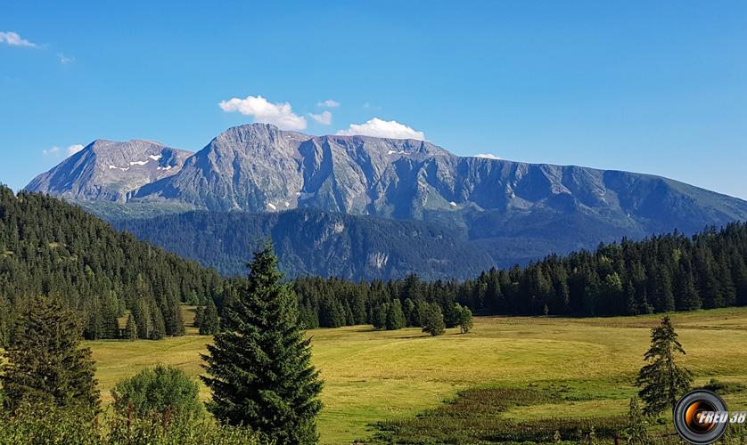 Plateau de l'Arselle et Taillefer.