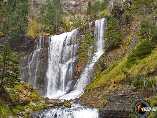 Cascades de Saint-Même.