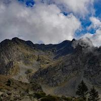 Vue sur le Grand Van entre les cols de la Botte et des Lessines