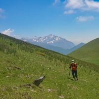 En montant vers la Porte du Vallon.
