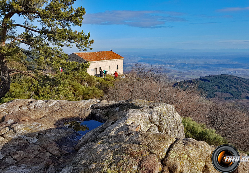 La chapelle et la vallée du Rhône.