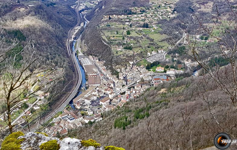 Vue sur Tenay.