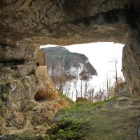 Le grand porche de la grotte