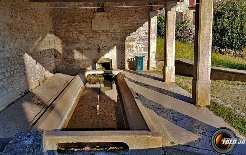 Le lavoir de Bouis.