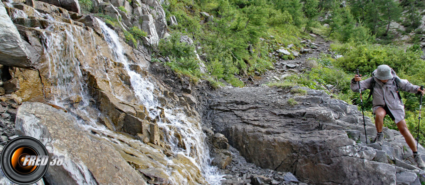 Sur le sentier de descente.