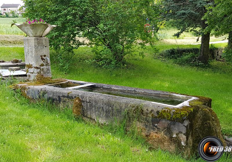 Fontaine à Moraize.