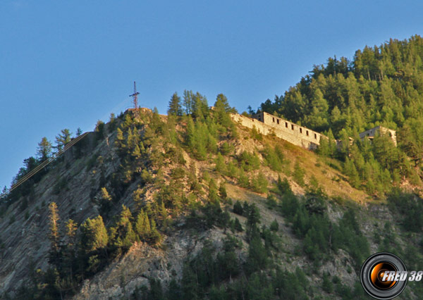 Le fort vu de Meyronnes.