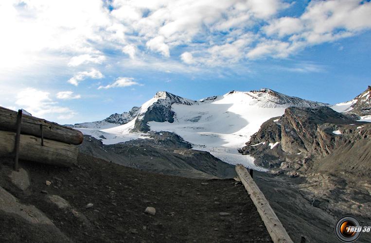 Grande Aiguille Rousse et glacier de l'Isère.