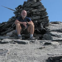 Le gros cairn du sommet.