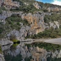 Dans les gorges.