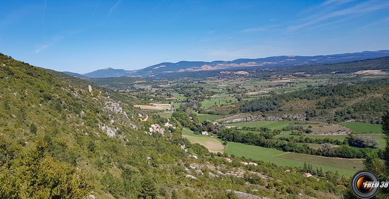 Descente finale sur Monieux.