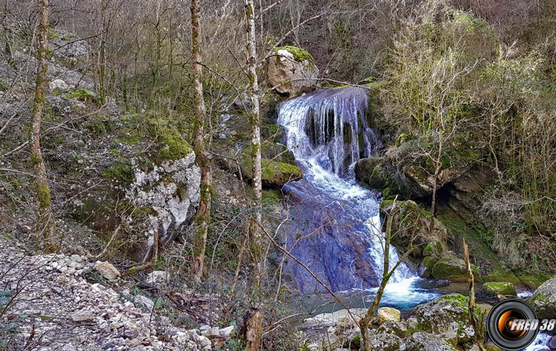 Dans les gorges.