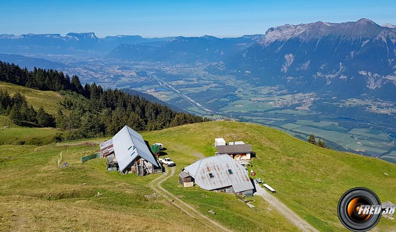 Refuge et bergerie de la Thuile.