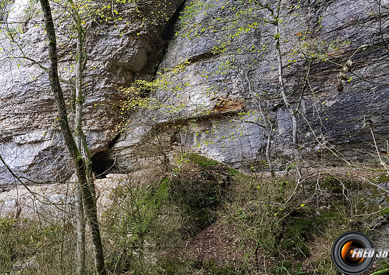 Grotte du Crochet.