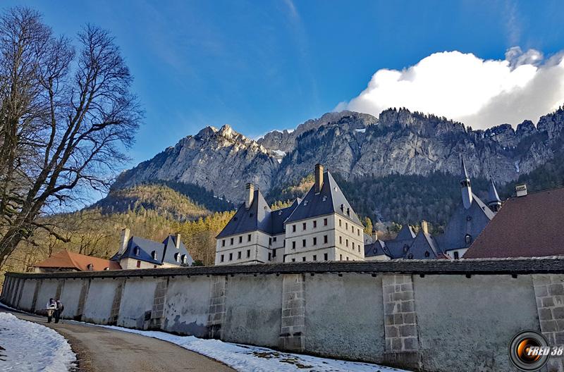 Le monastère.