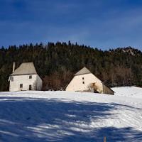 A la sortie des bois, le Billon.