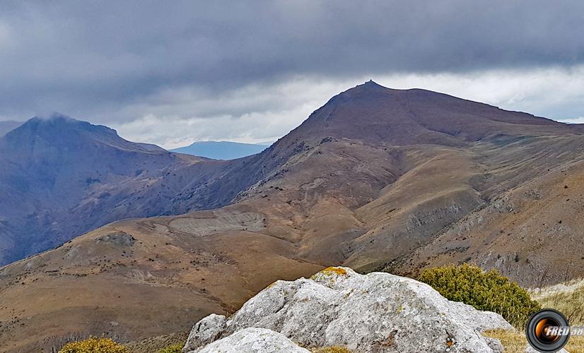 Vue sur le Grand Mourre et le Chiran.