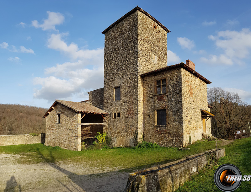 La maison forte.