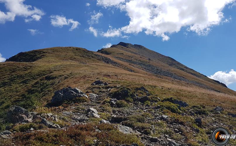 Crête vers le sommet.