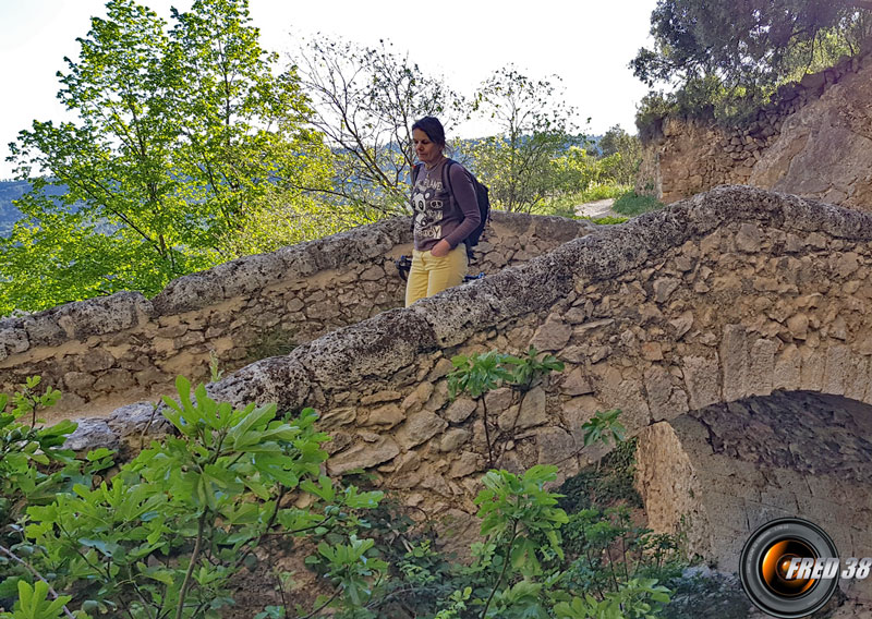 Le pont du Riou.