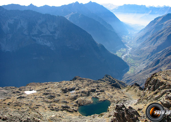 Lac autier et vallée du Valgaudémar.