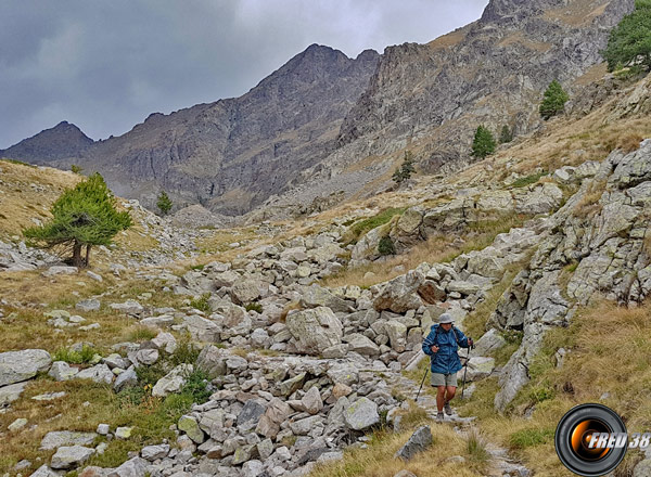 Le vallon de l'Agnel montant au lac.