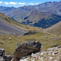 La vallon longeant le torrent.