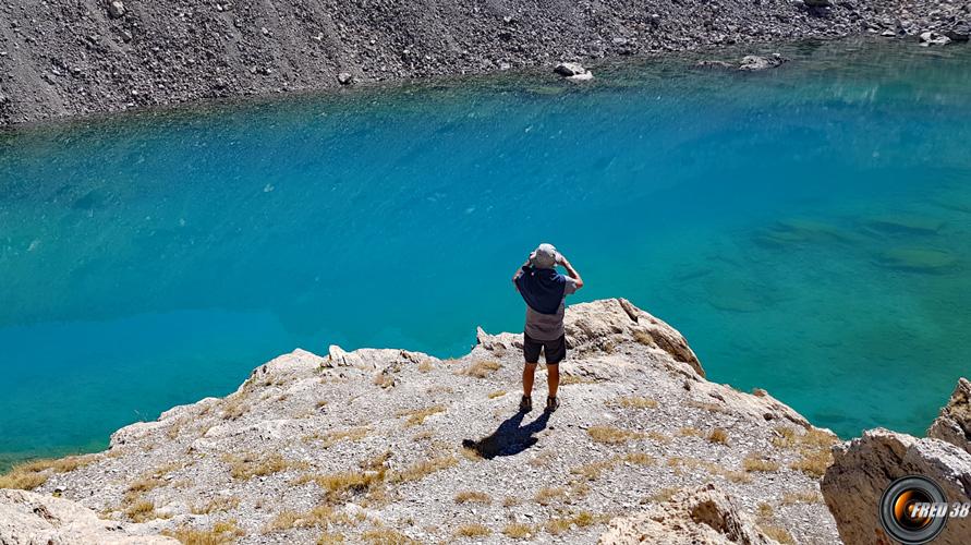 Lac Long et son étrange couleur.