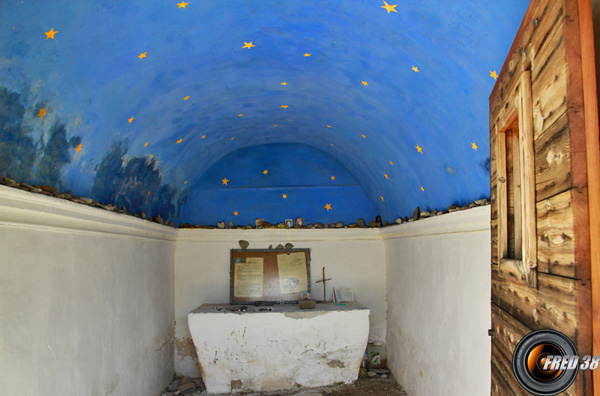 L'intérieur de la Chapelle.