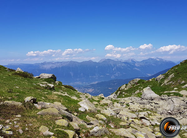 Vue sur le massif des Bauges.