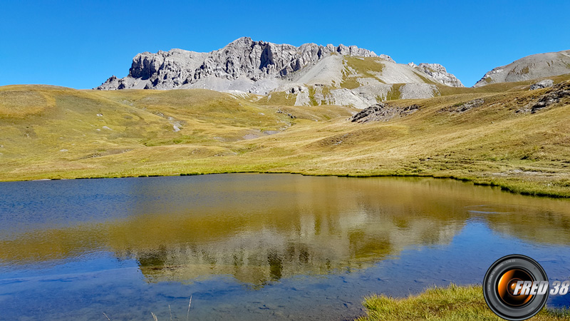 Un des lacs du Cogour.